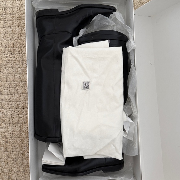 Toteme Black Tall Leather Riding Boots retail $1200 - Picture 10 of 11